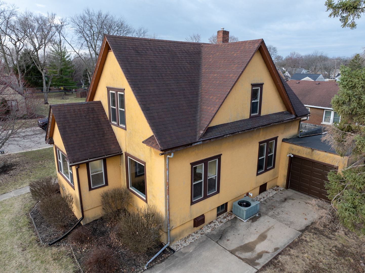 1301 Campbell Avenue