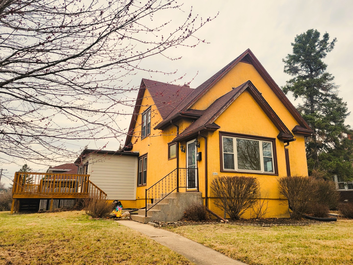 1301 Campbell Avenue