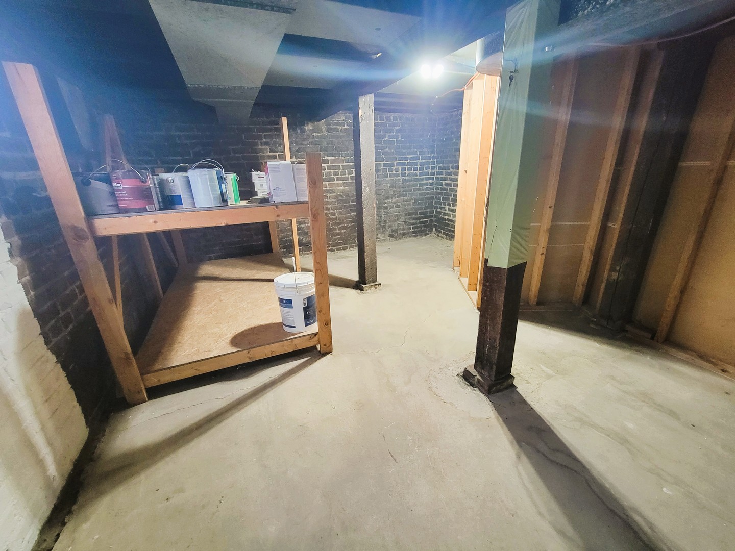 1301 Campbell Avenue