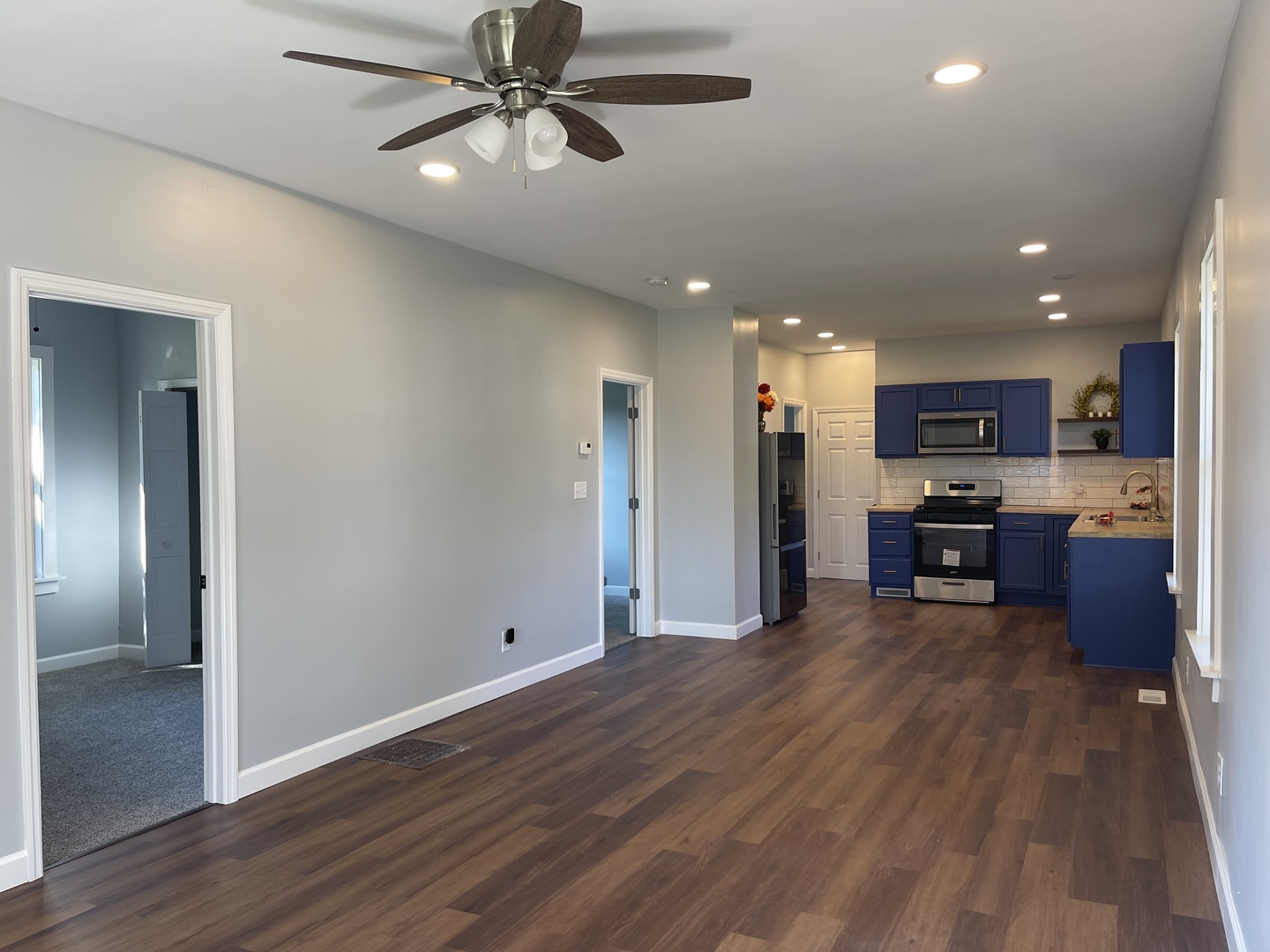 1406 S Illinois Street