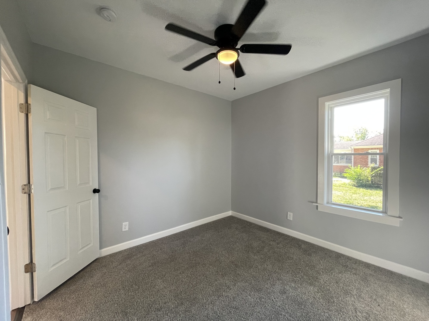 1406 S Illinois Street