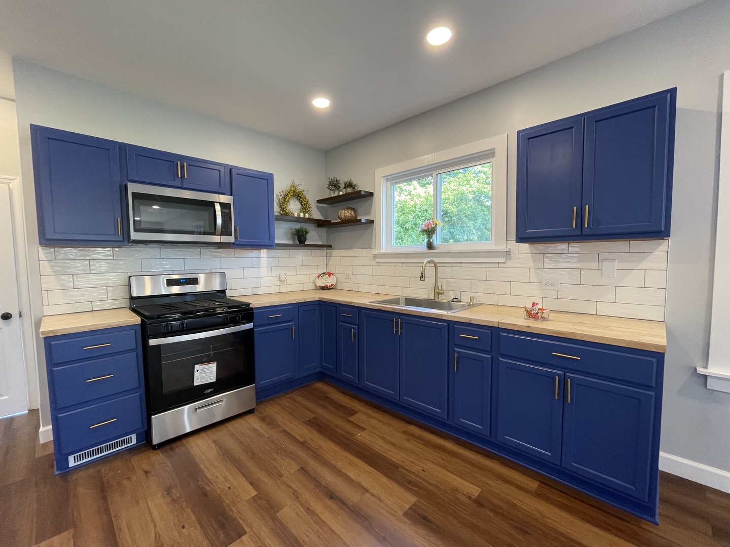 1406 S Illinois Street