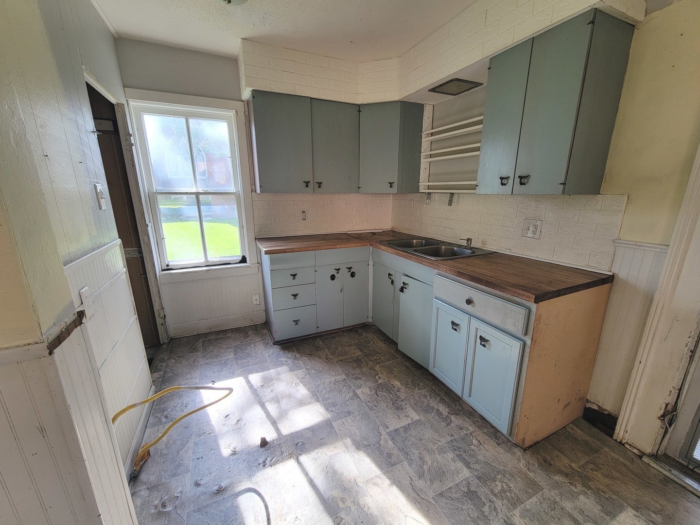 320 W Chippewa Street