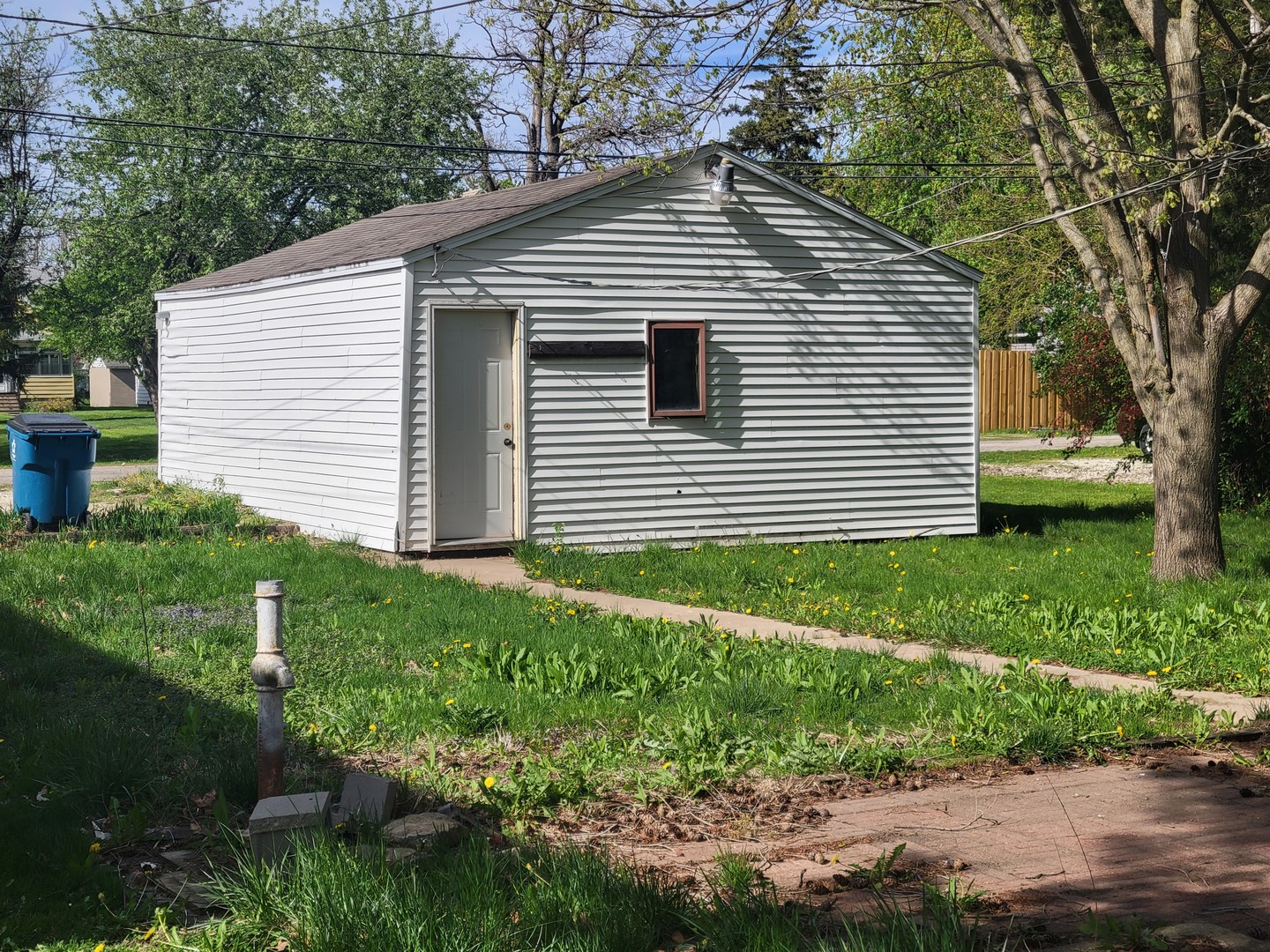 320 W Chippewa Street