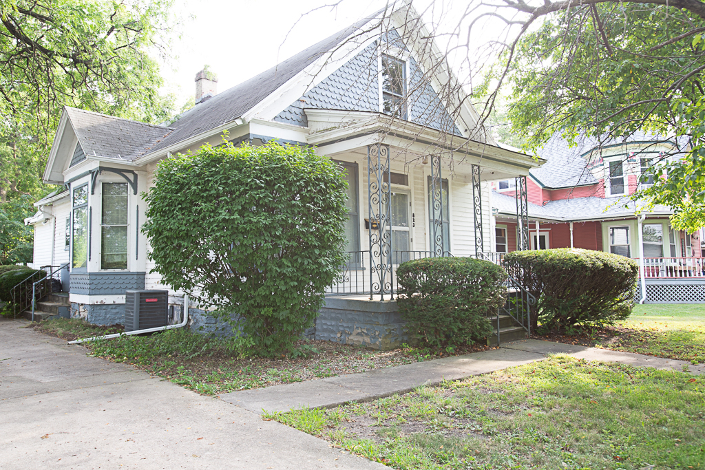 823 W Madison Street