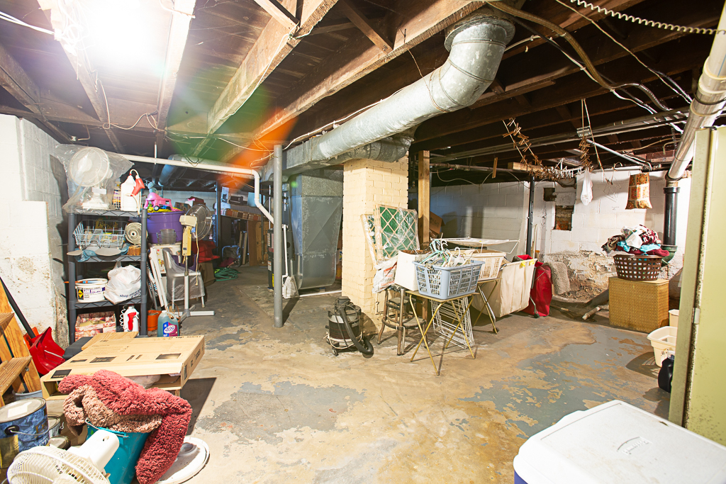 823 W Madison Street