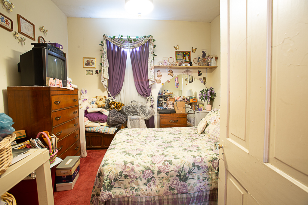 823 W Madison Street