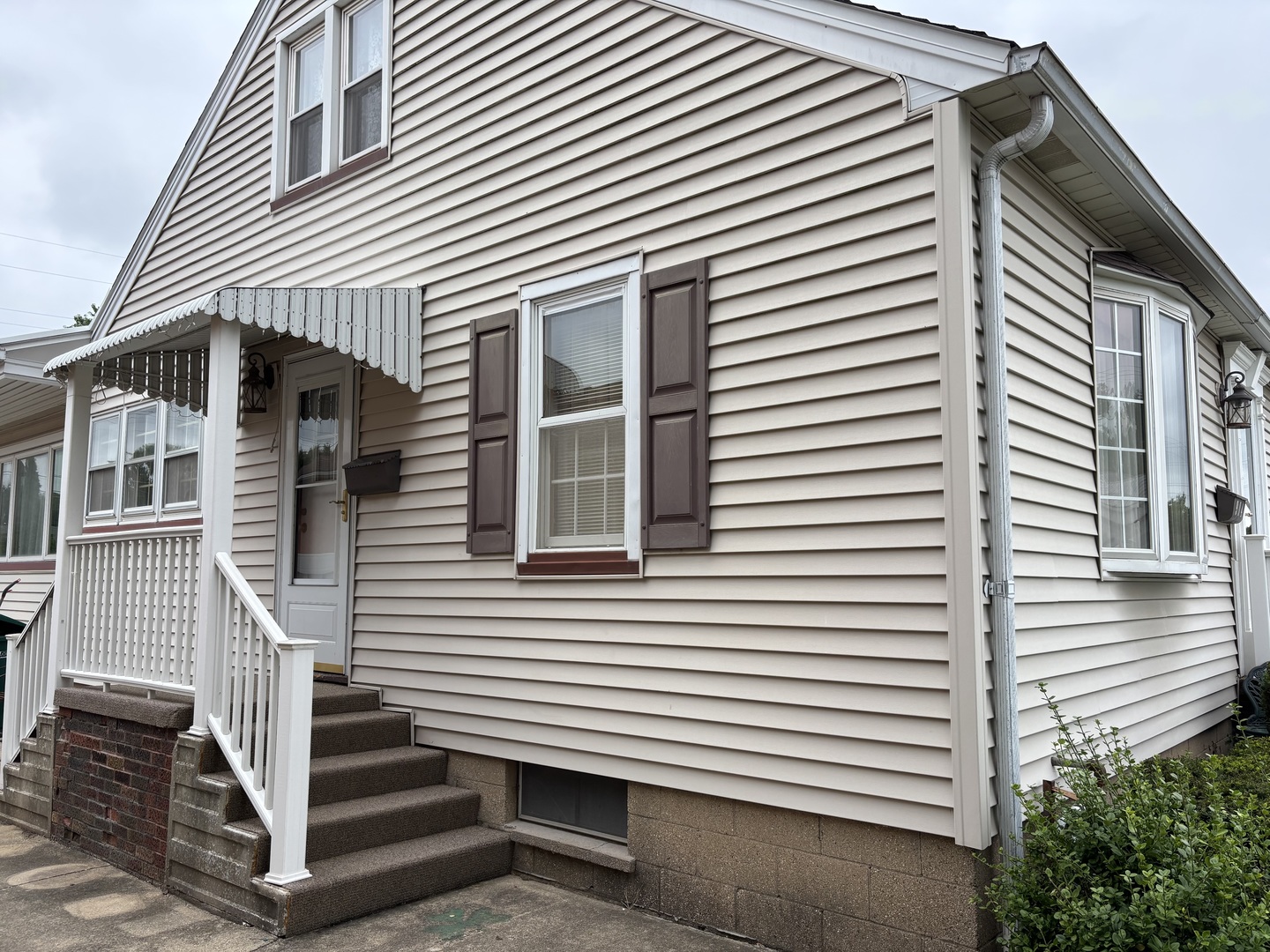 904 N Vermillion Street