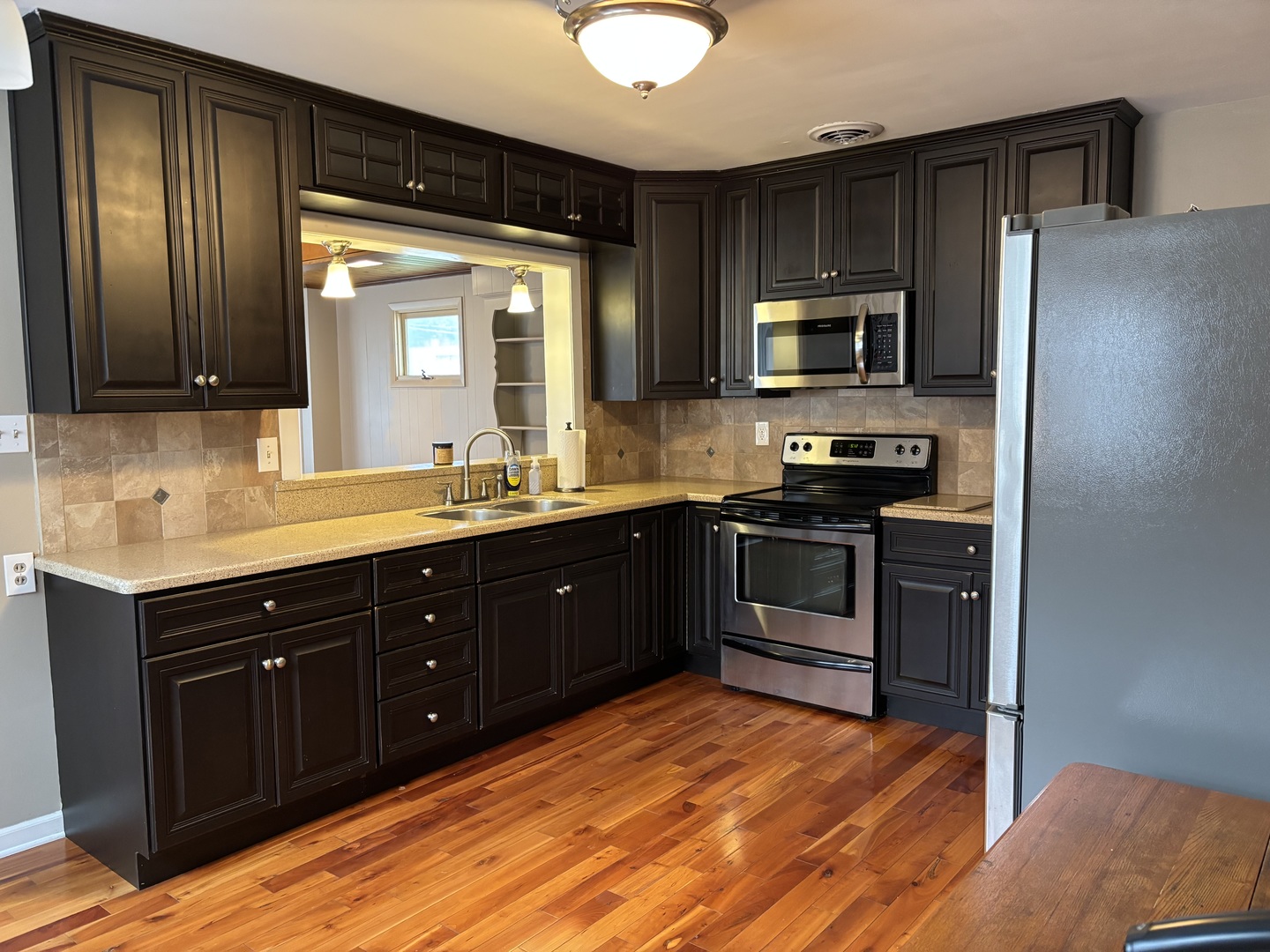 904 N Vermillion Street