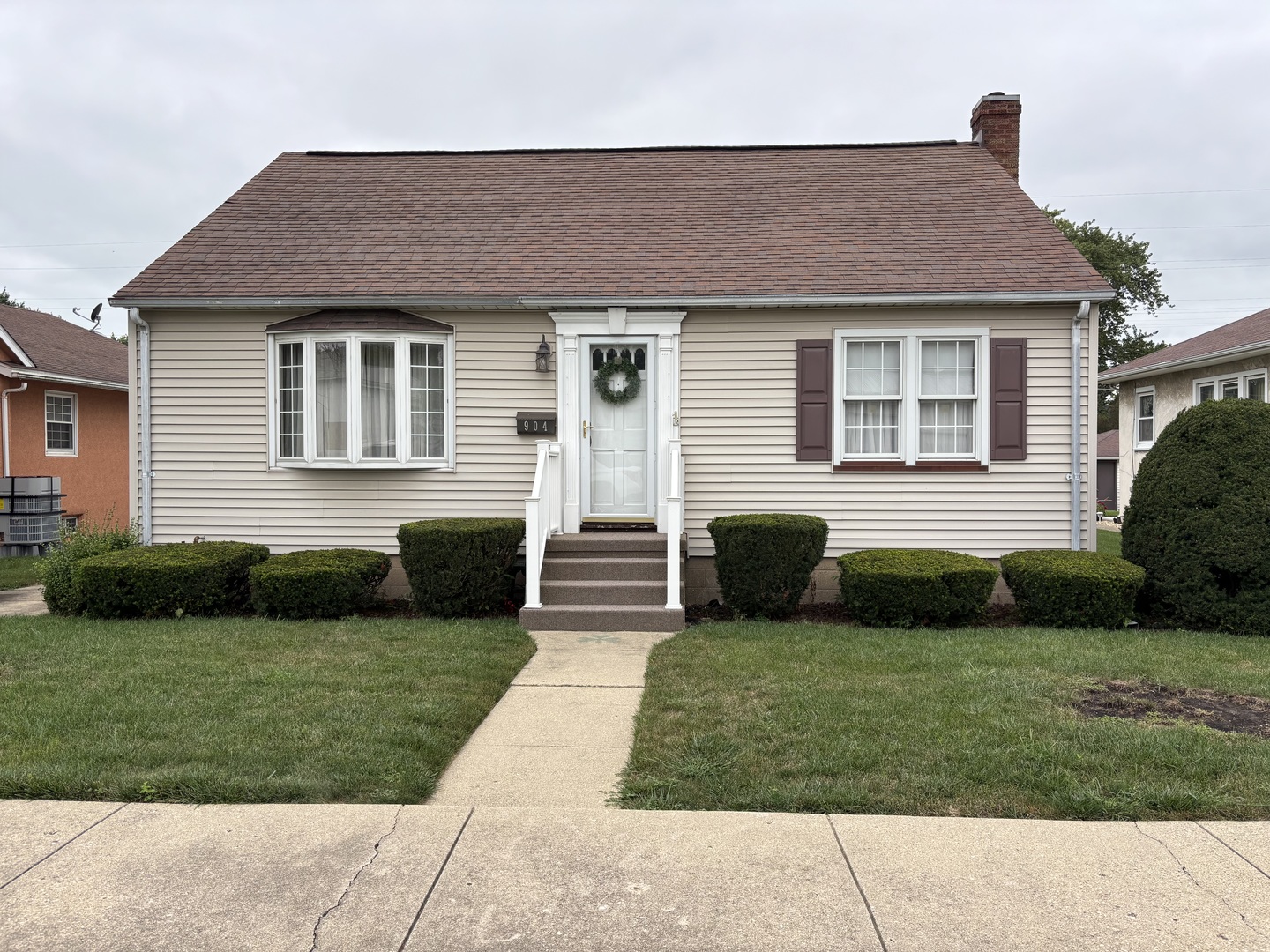 904 N Vermillion Street