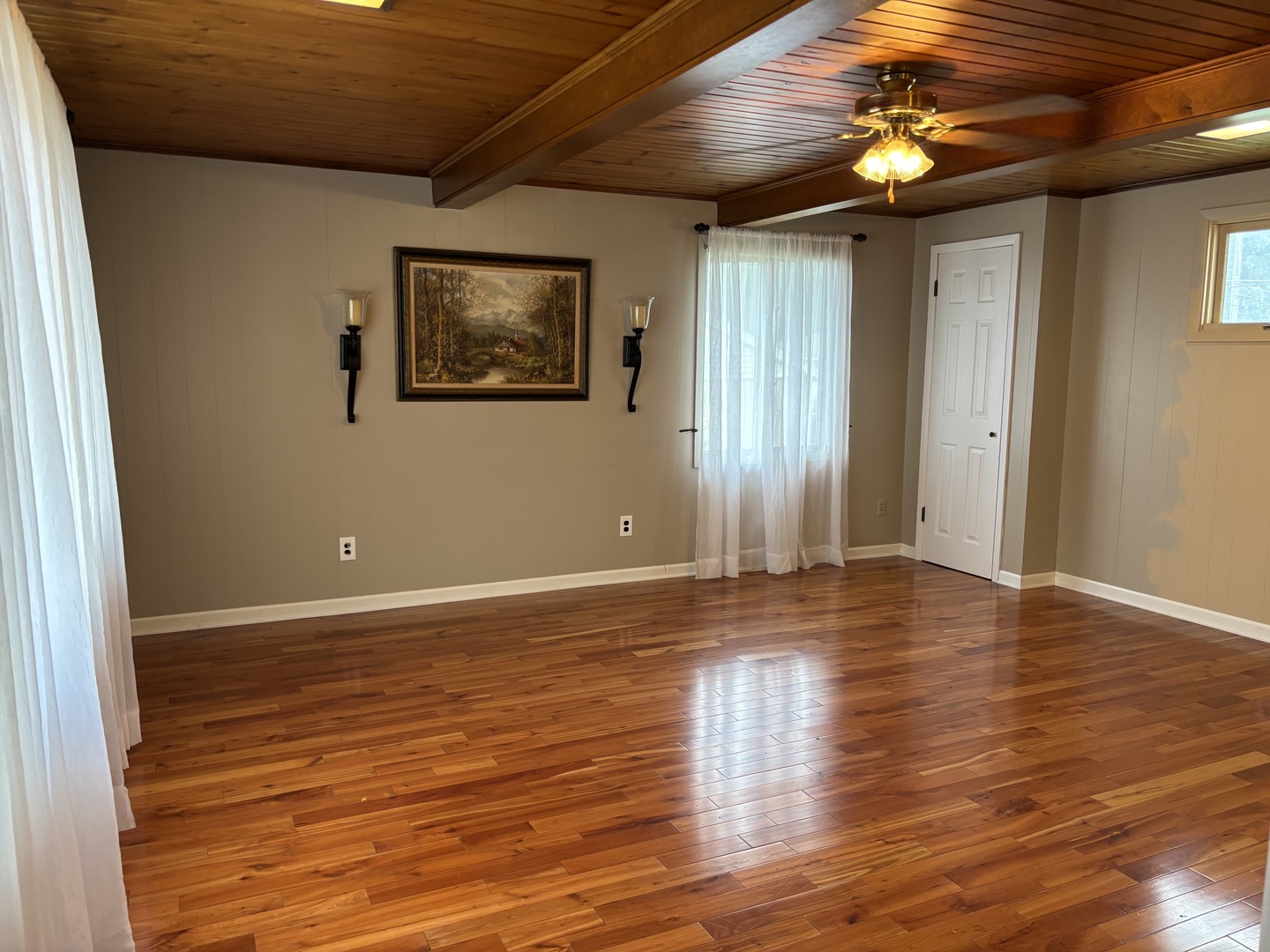 904 N Vermillion Street