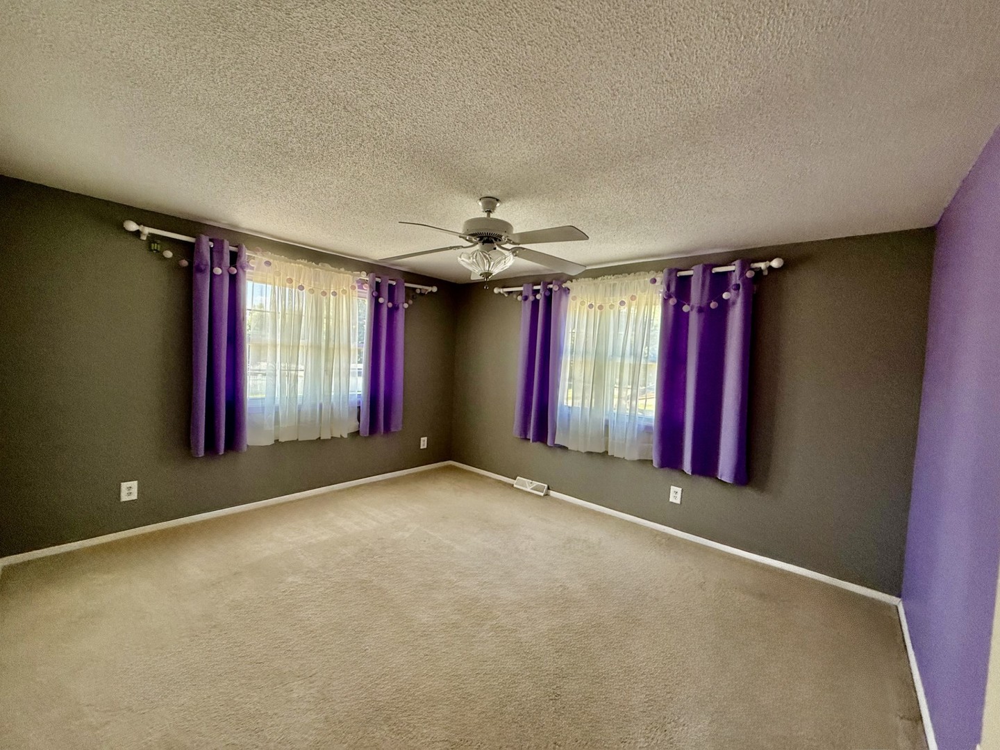 1203 W Clark Street