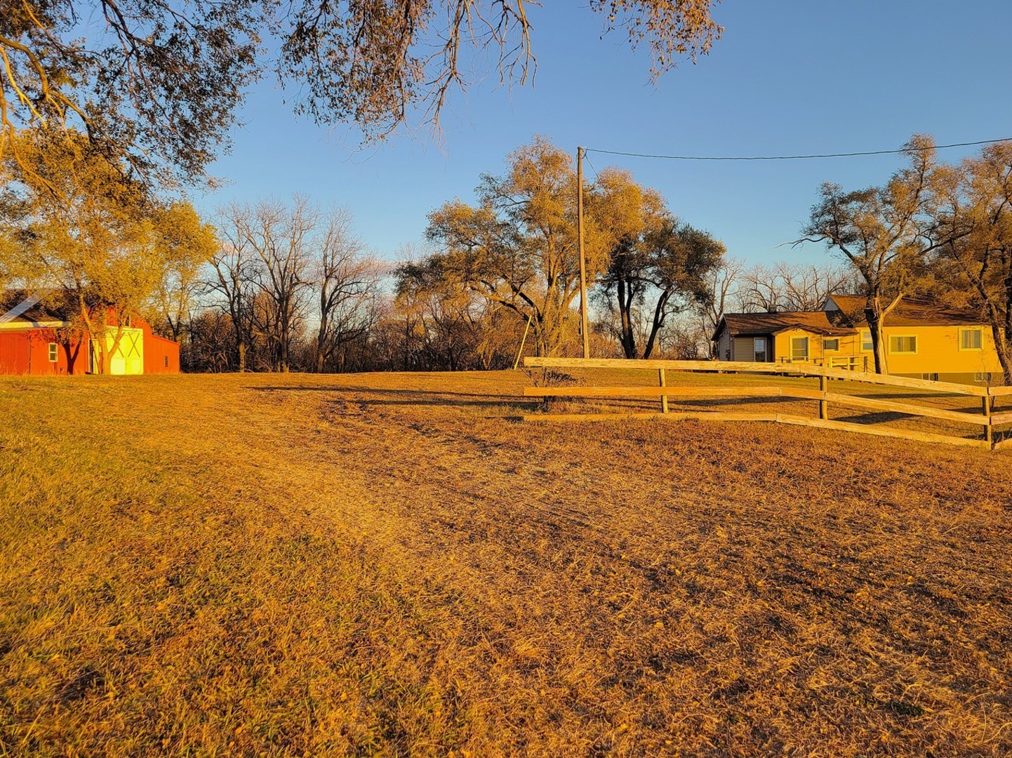 21882 410 East Street