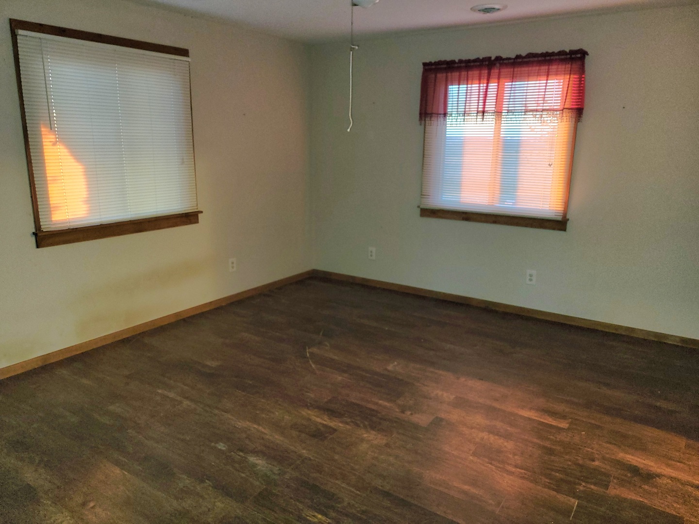 21882 410 East Street