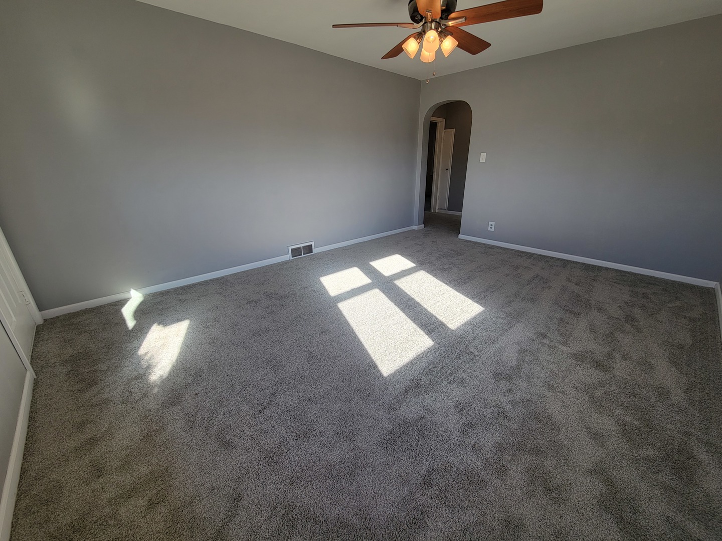 1352 Chartres Street