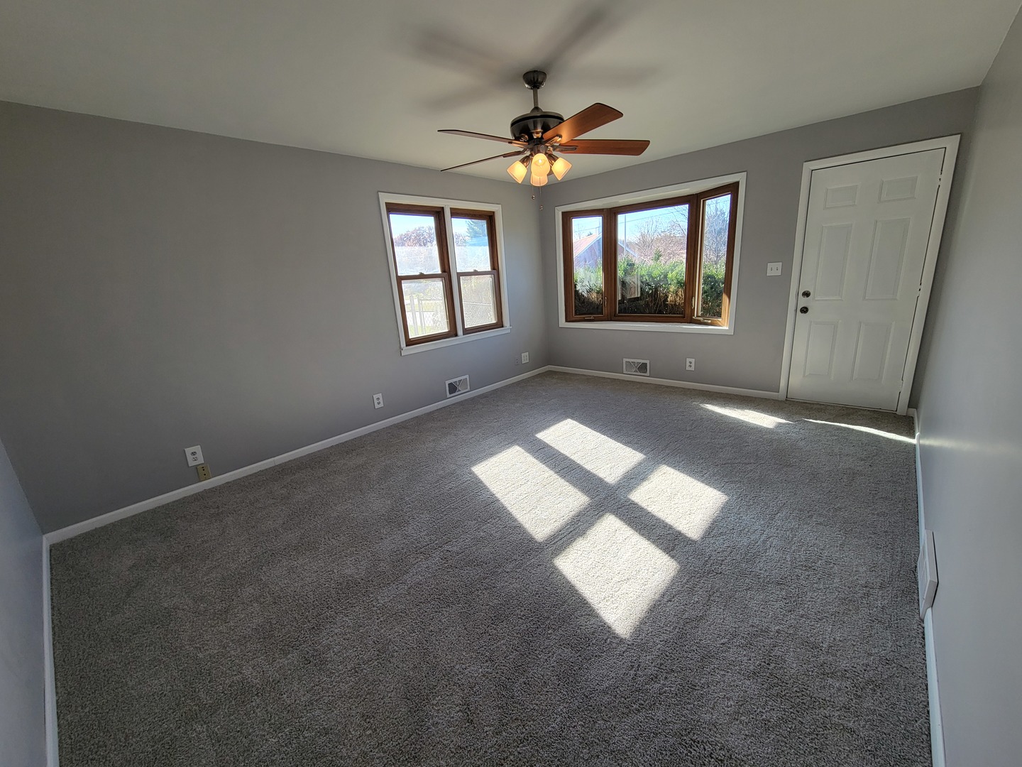 1352 Chartres Street