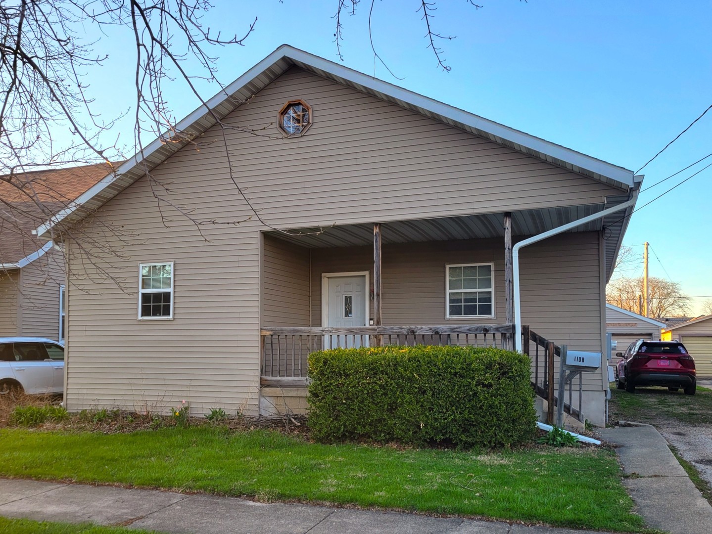 1108 W LAFAYETTE Street