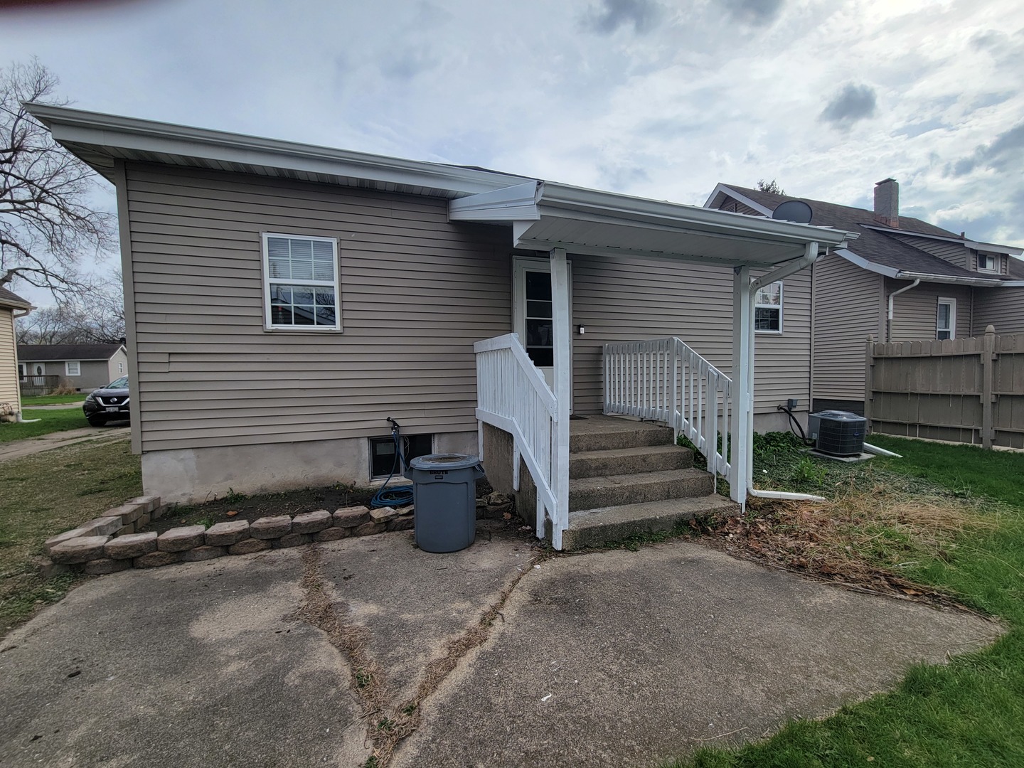 1108 W LAFAYETTE Street