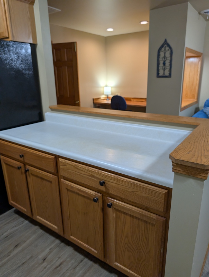 325 Clark Street Unit: 2B