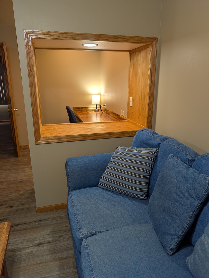 325 Clark Street Unit: 2B