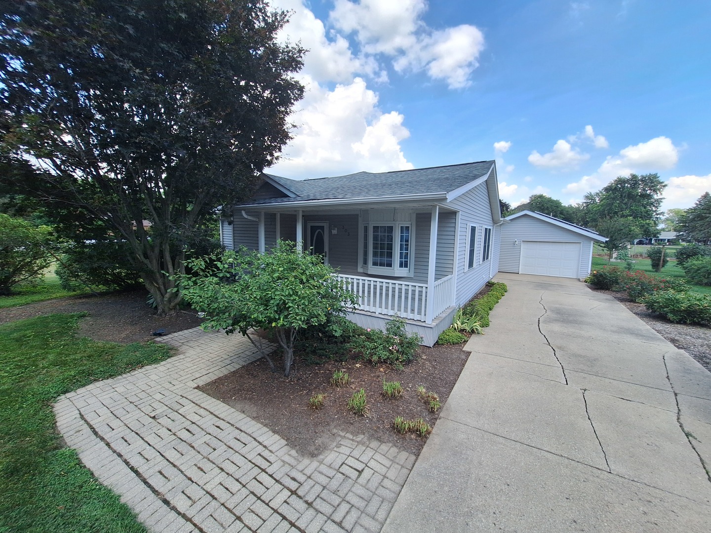 303 Prairie Street