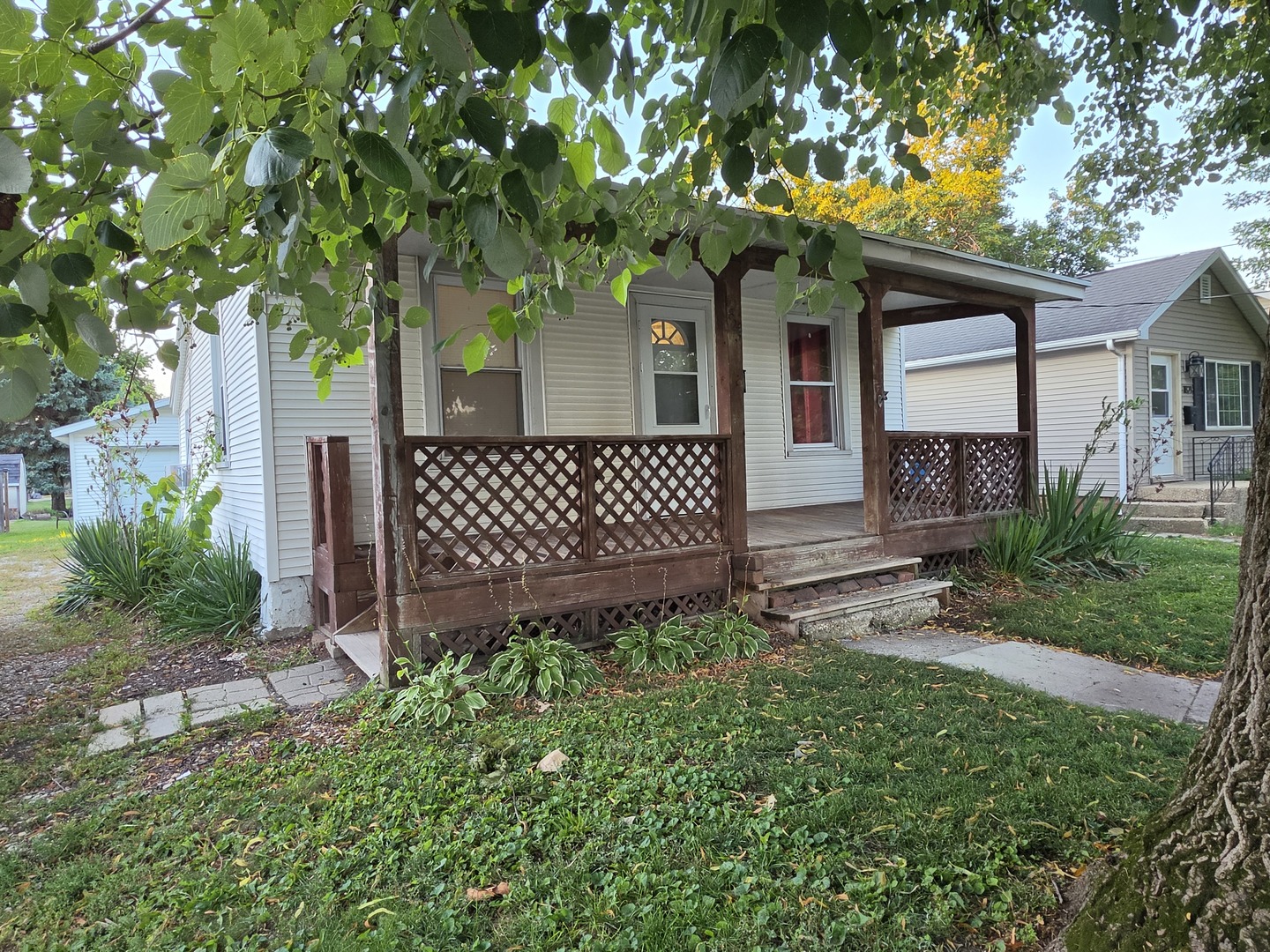 1823 9th Street
