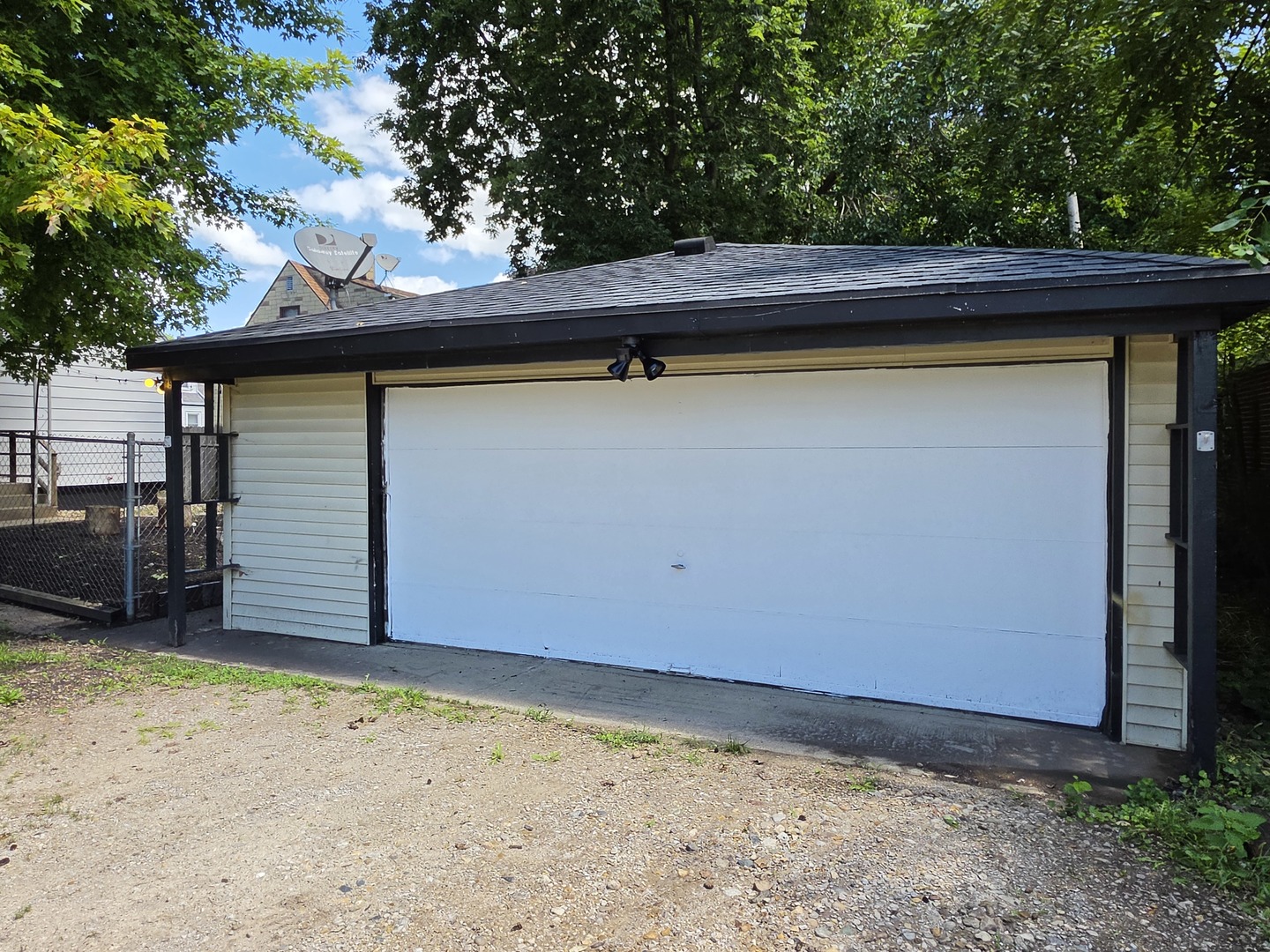 907 Retz Drive