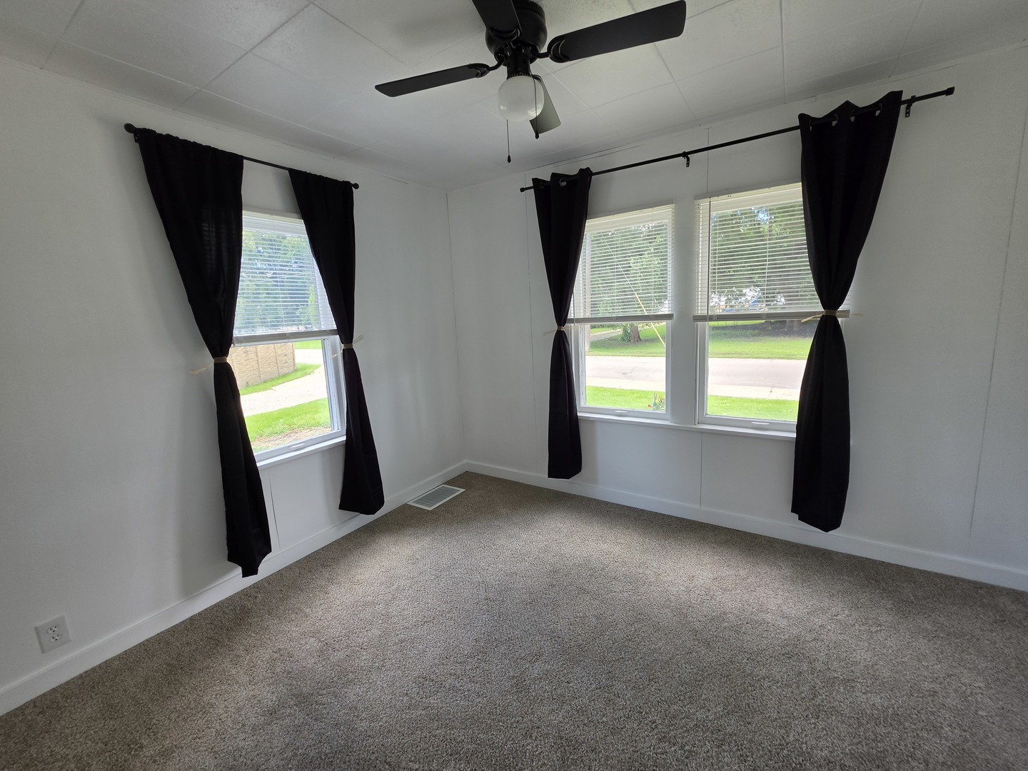 907 Retz Drive