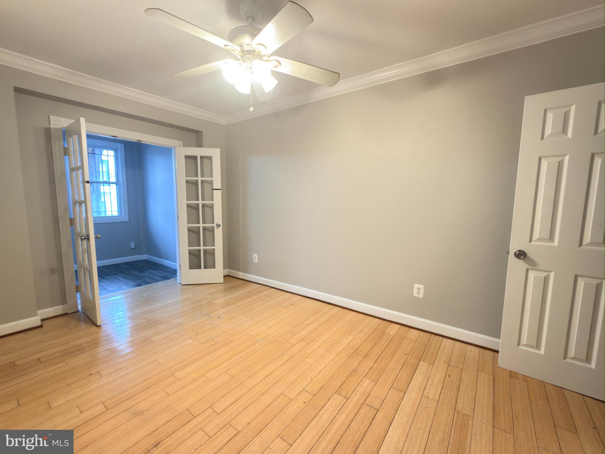 1246 QUEEN STREET NE 2