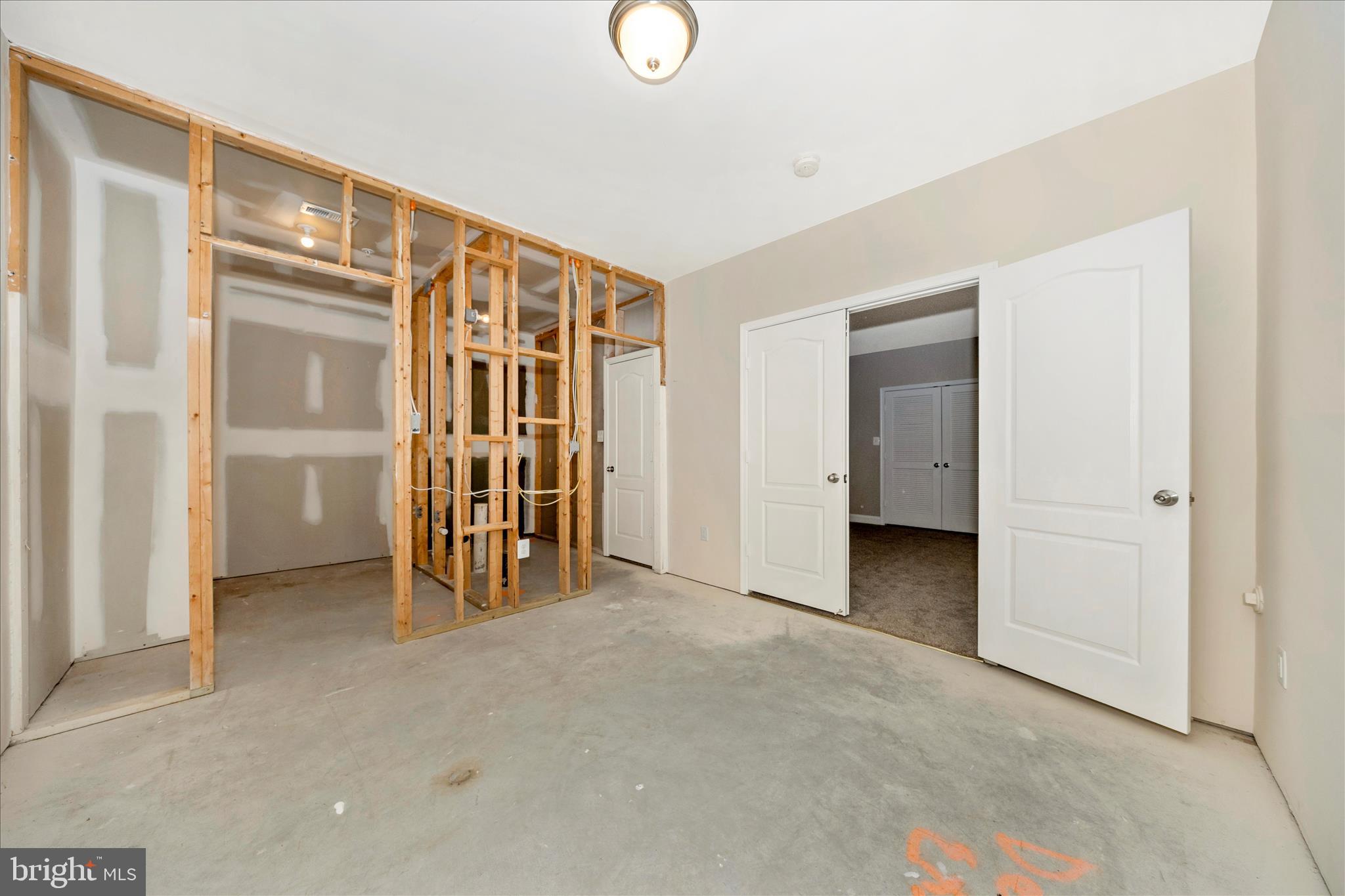 10228 NUTHATCH DRIVE