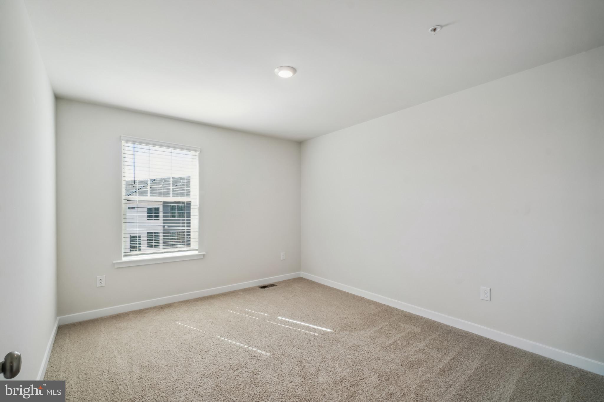 9512 BOLTON FARM LANE