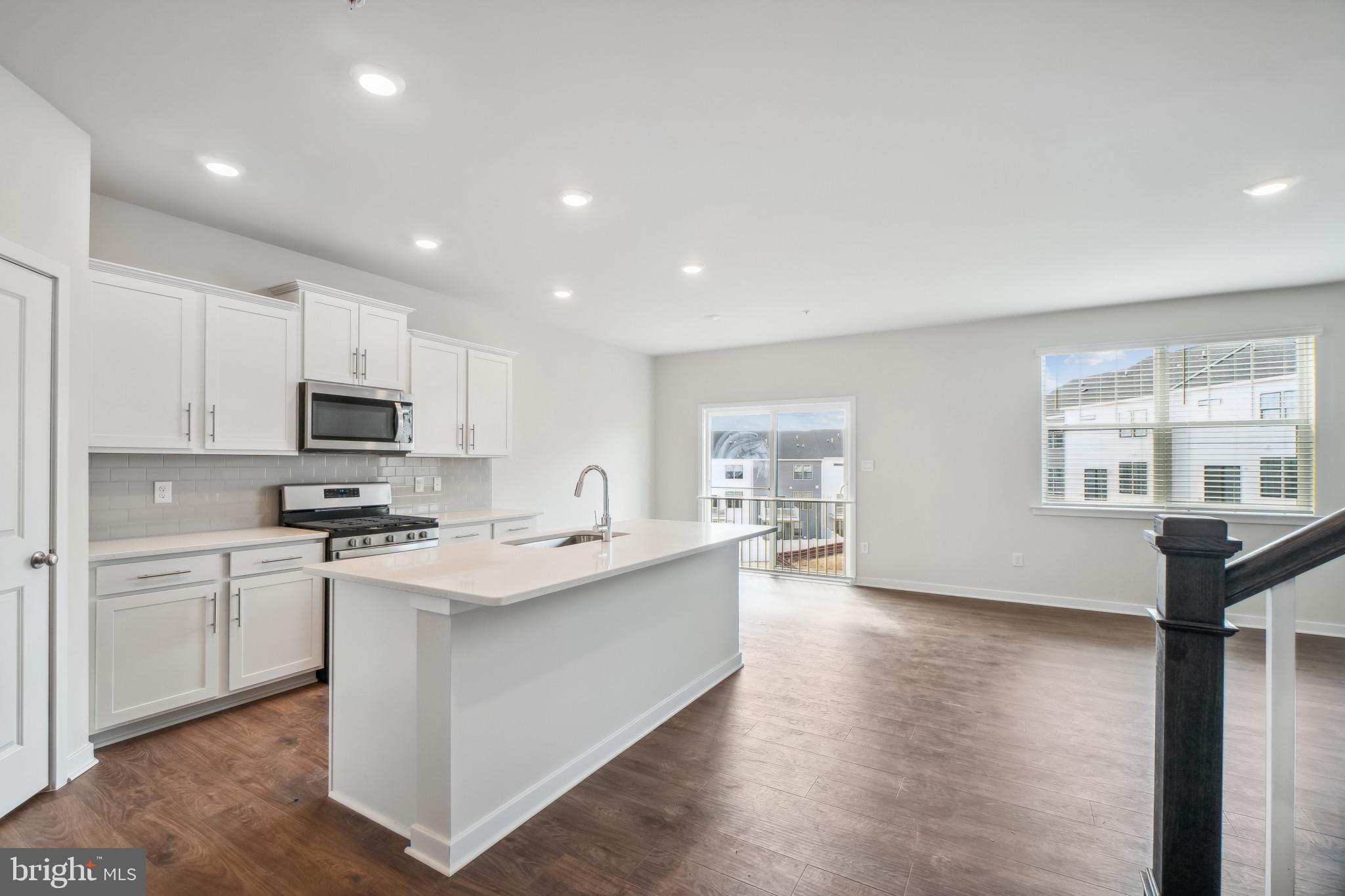 9512 BOLTON FARM LANE