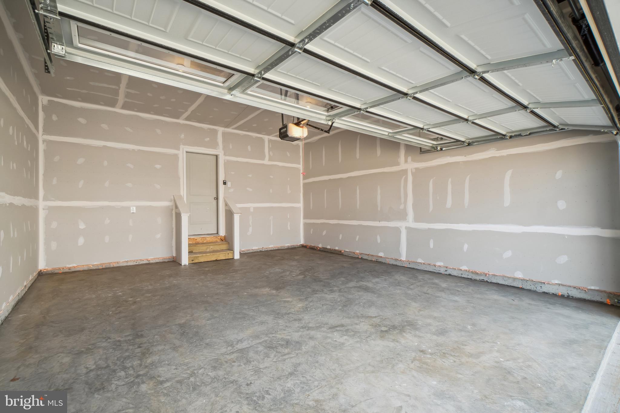 9512 BOLTON FARM LANE