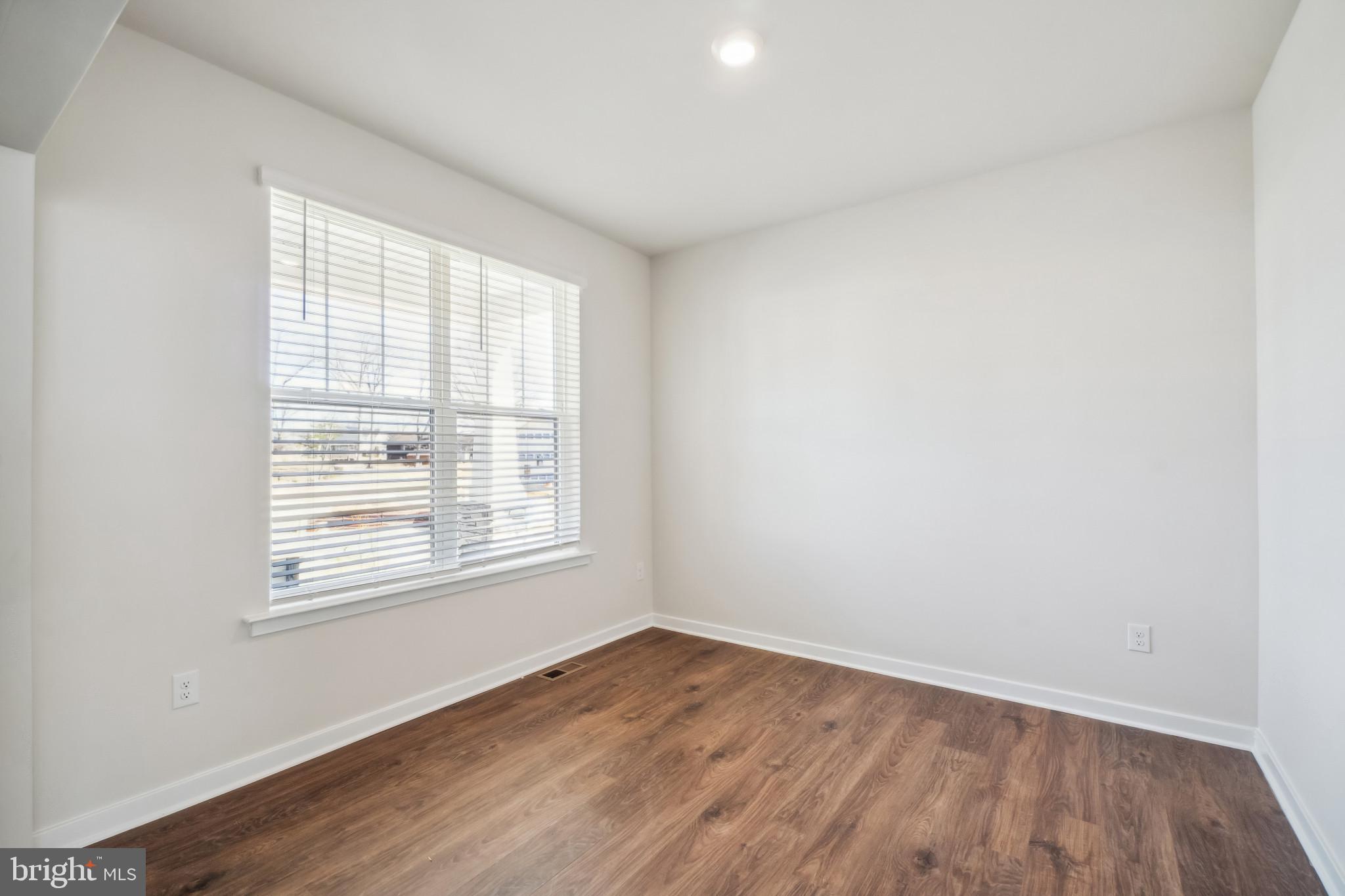 9512 BOLTON FARM LANE