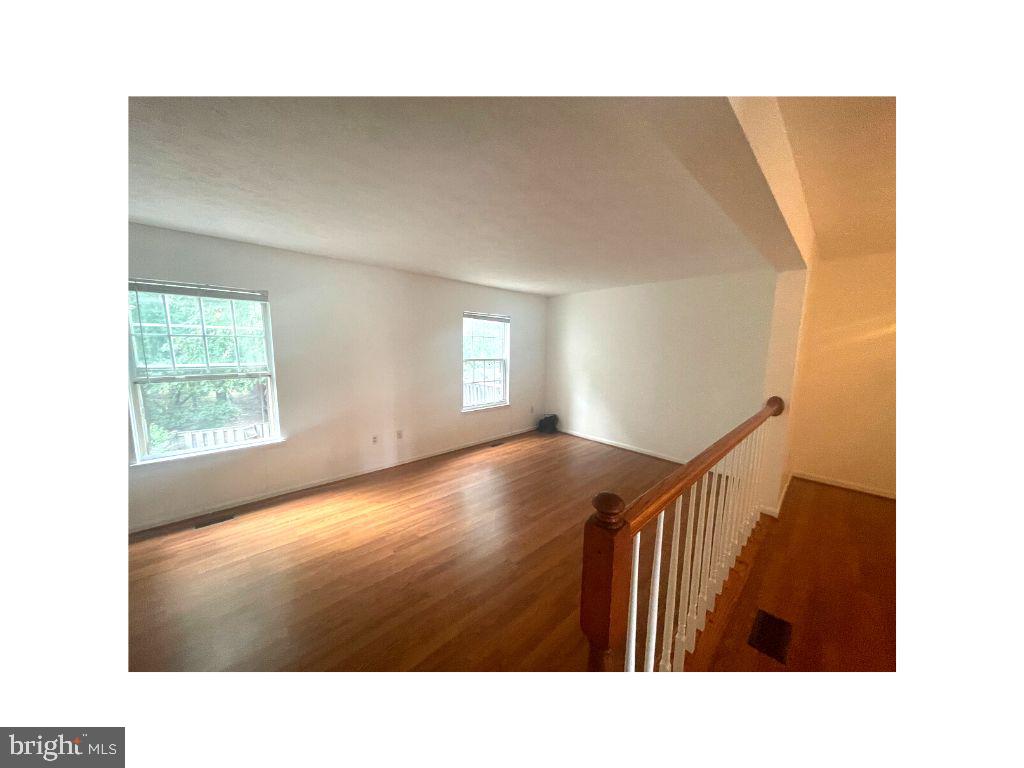 1032 BAYRIDGE TERRACE