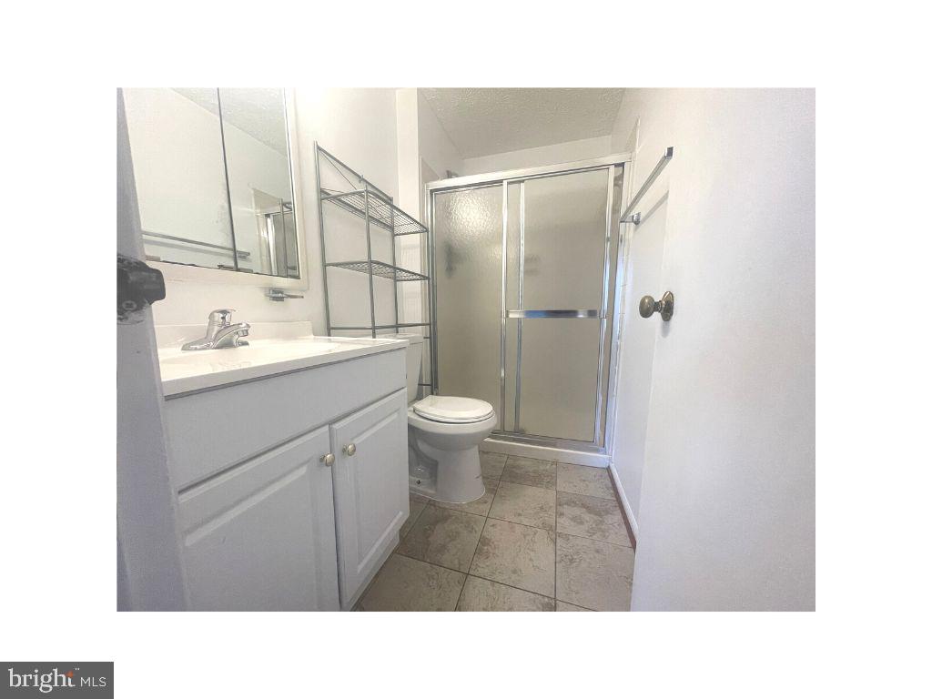 1032 BAYRIDGE TERRACE