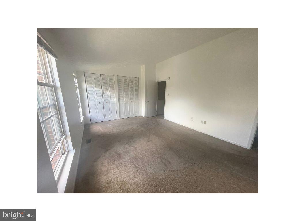 1032 BAYRIDGE TERRACE