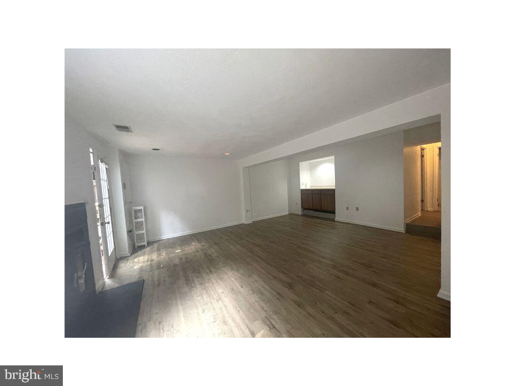 1032 BAYRIDGE TERRACE