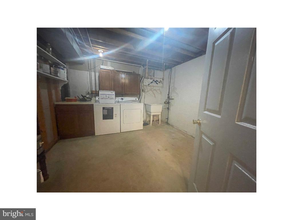 1032 BAYRIDGE TERRACE