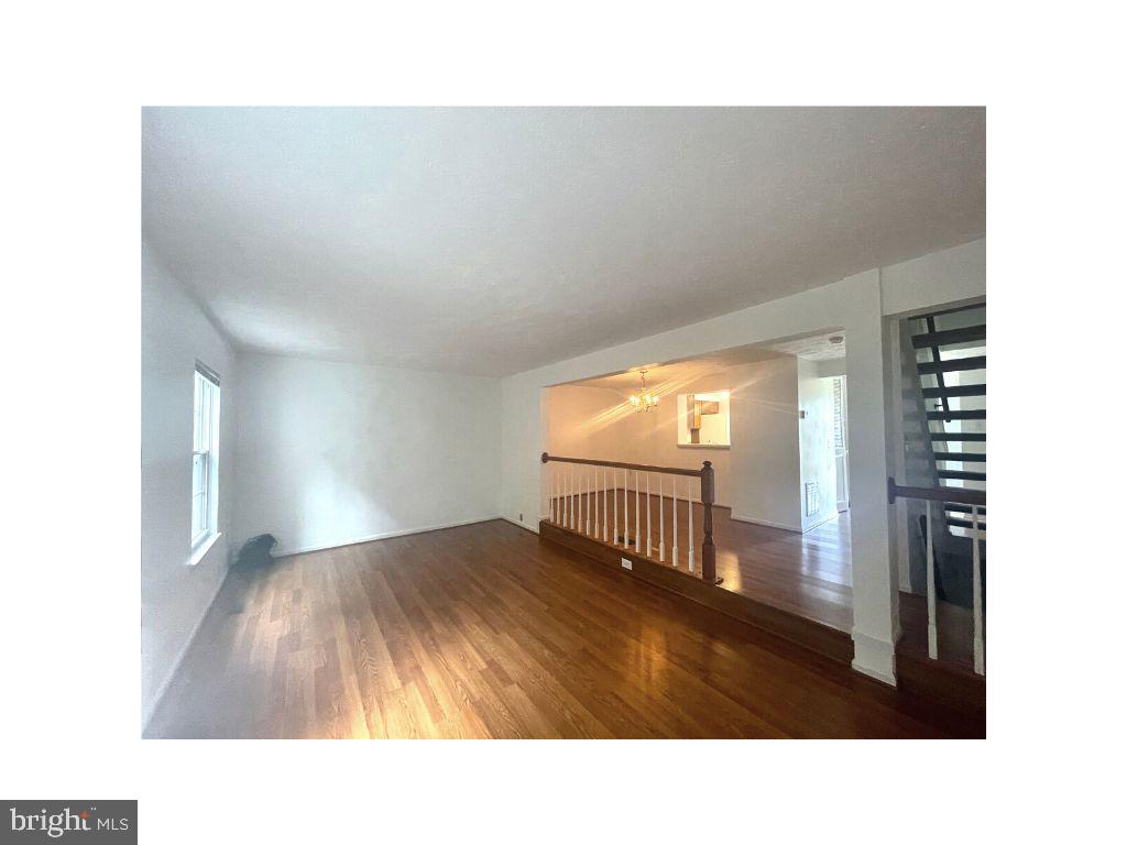 1032 BAYRIDGE TERRACE