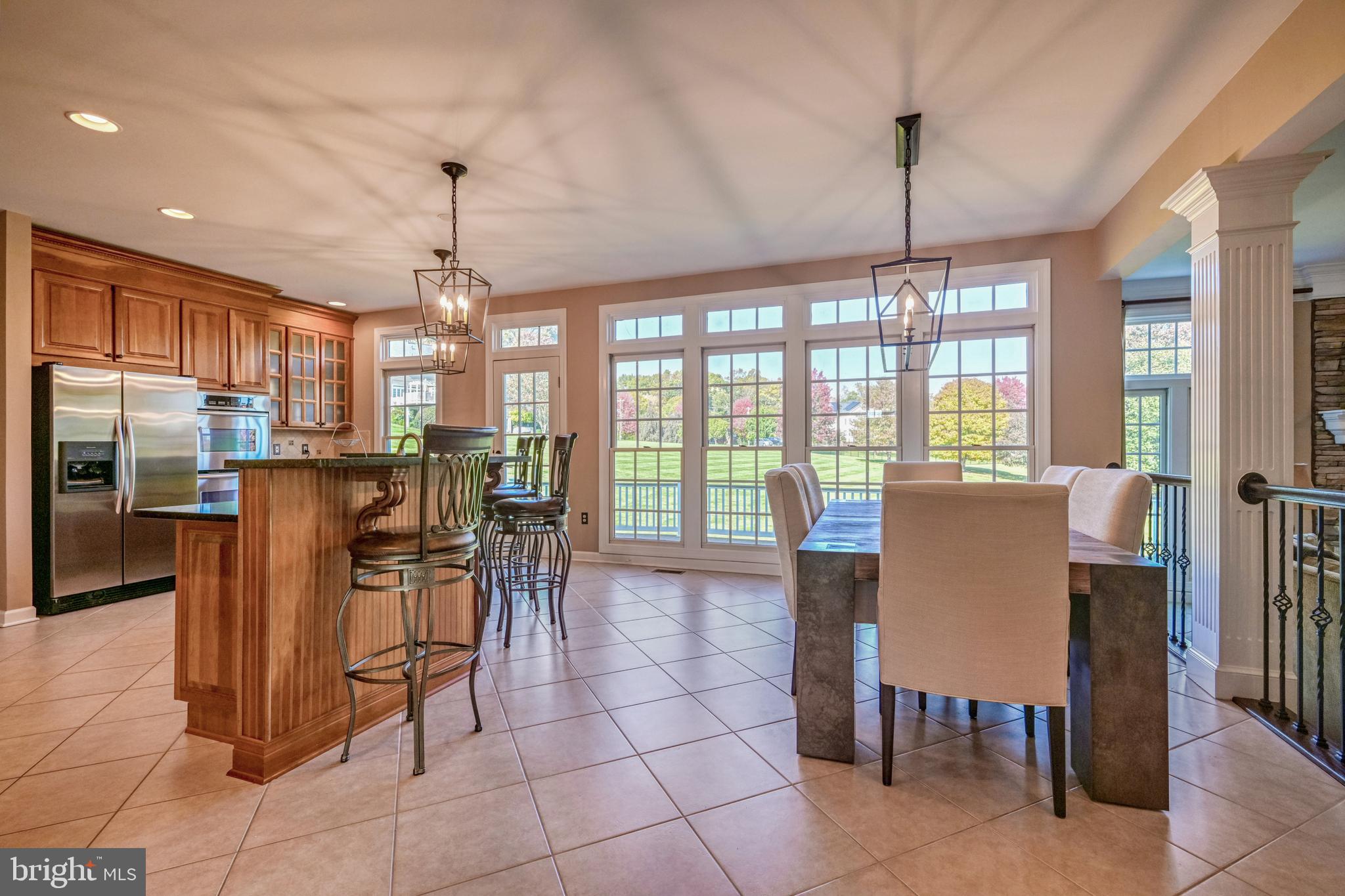 9211 GLADYS FARM WAY