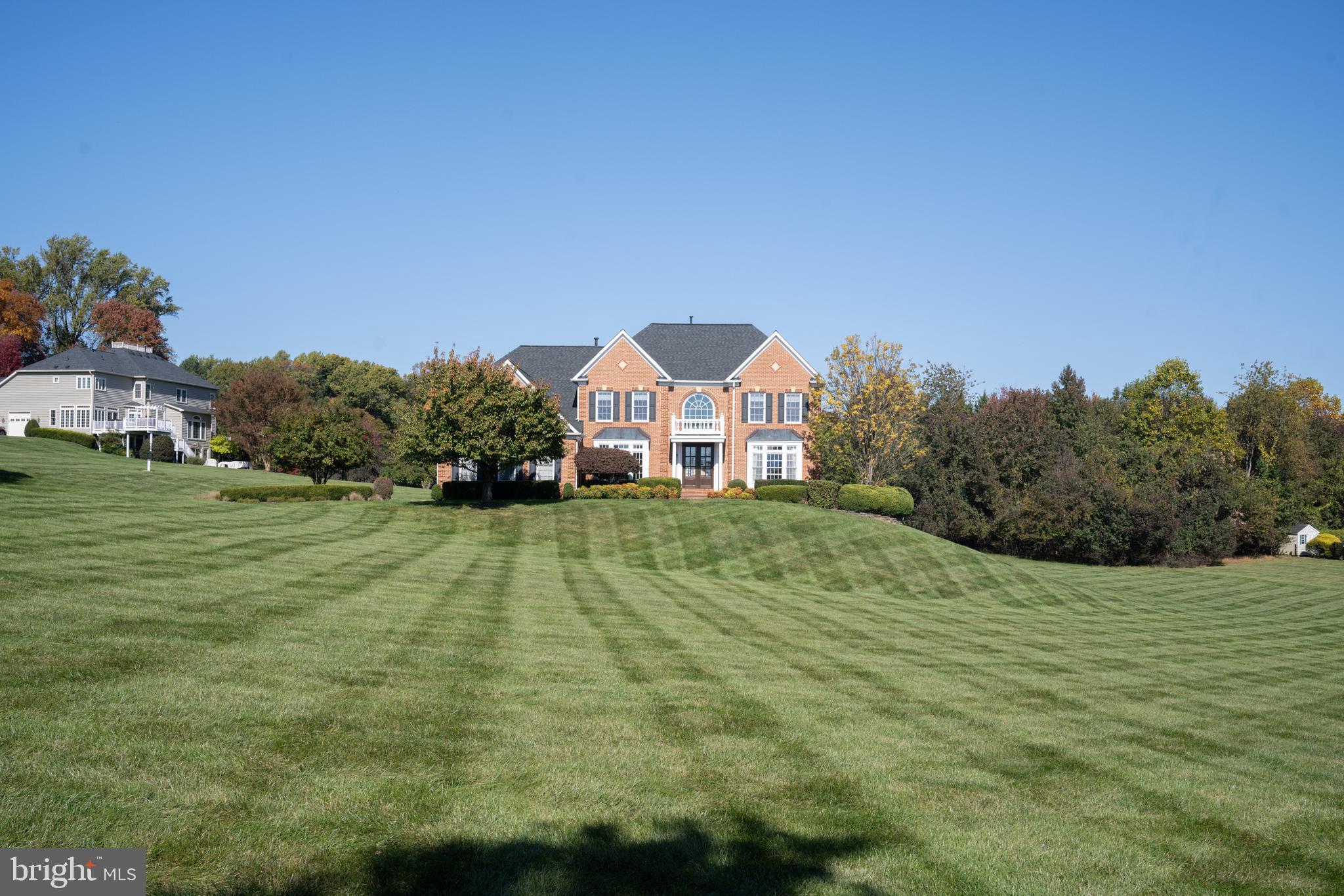 9211 GLADYS FARM WAY