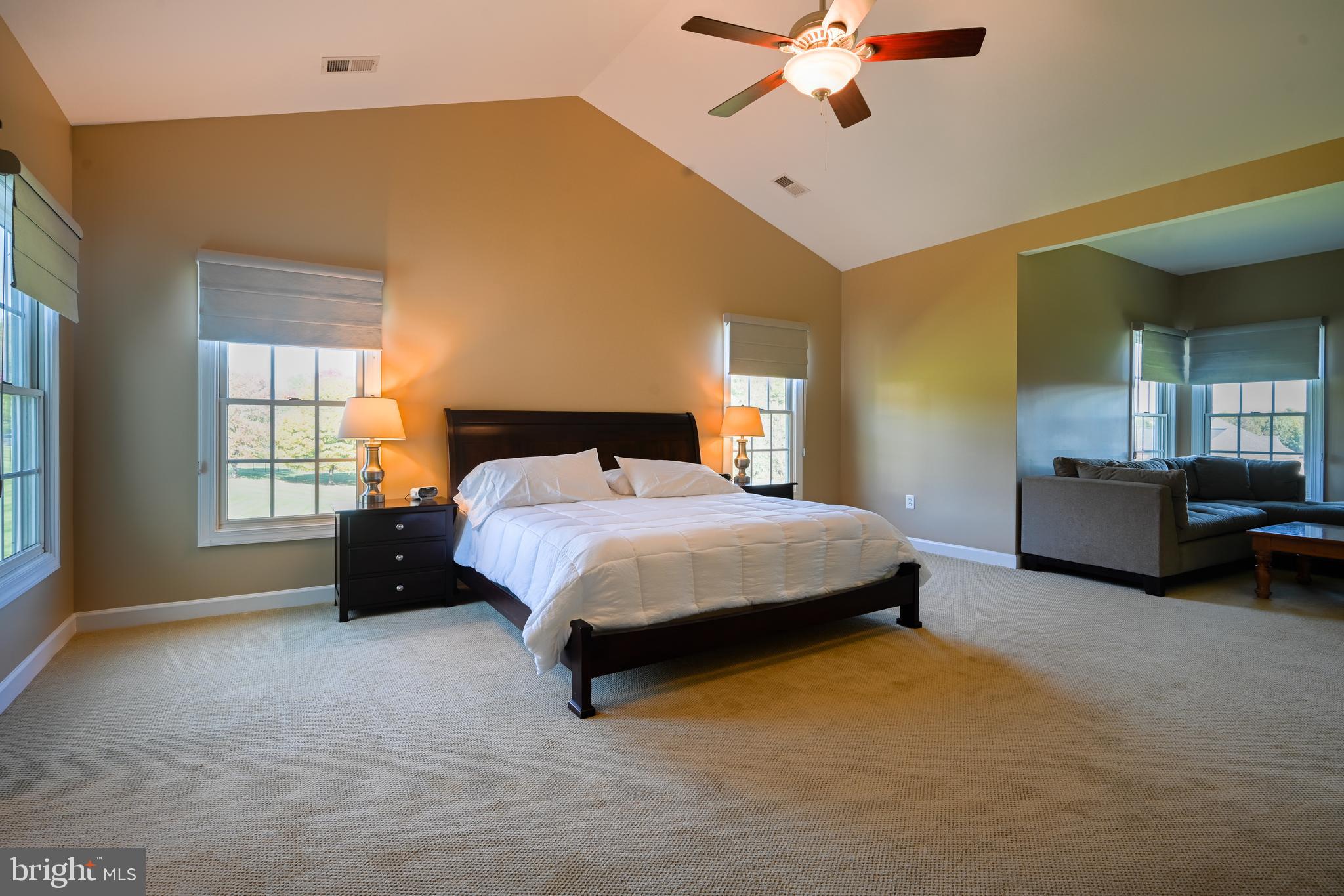 9211 GLADYS FARM WAY