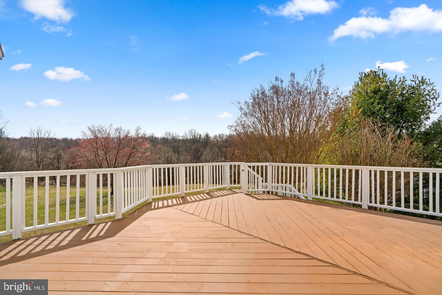 7904 WINDSOR KNOLL LANE