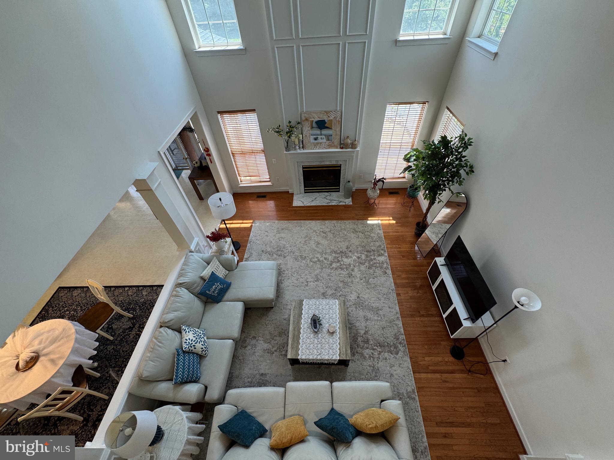 7904 WINDSOR KNOLL LANE