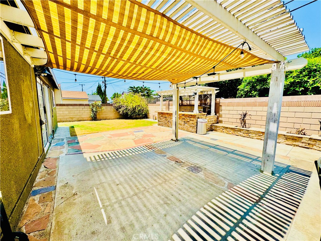 11903 FAIRFORD Avenue