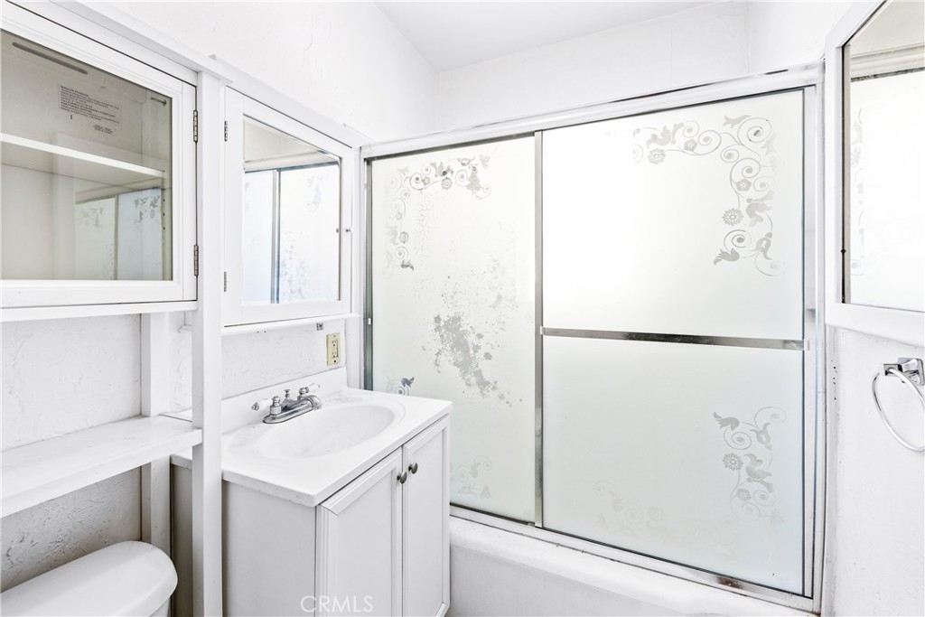 15151 Bellflower Boulevard