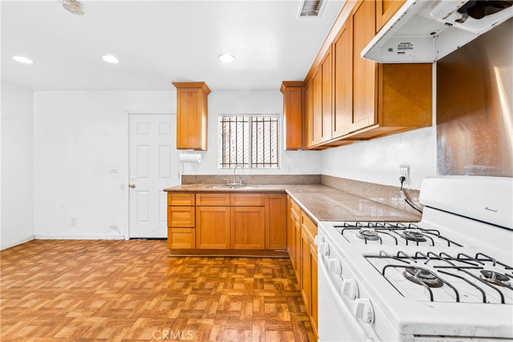 15151 Bellflower Boulevard