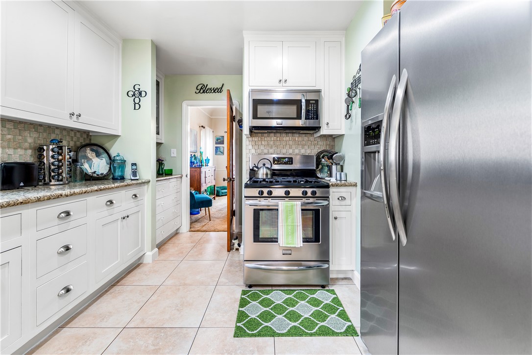 1321 E Hungerford Street