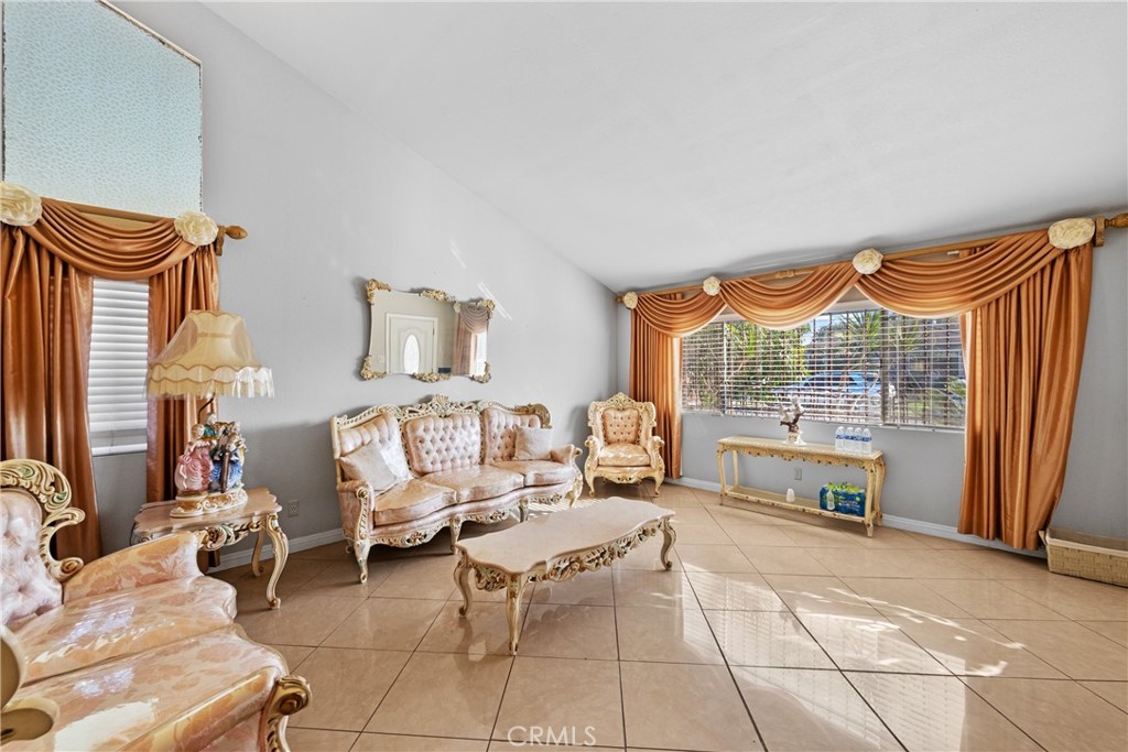 10615 Elizabeth Avenue